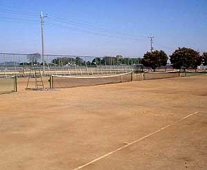 館林市営テニスコート